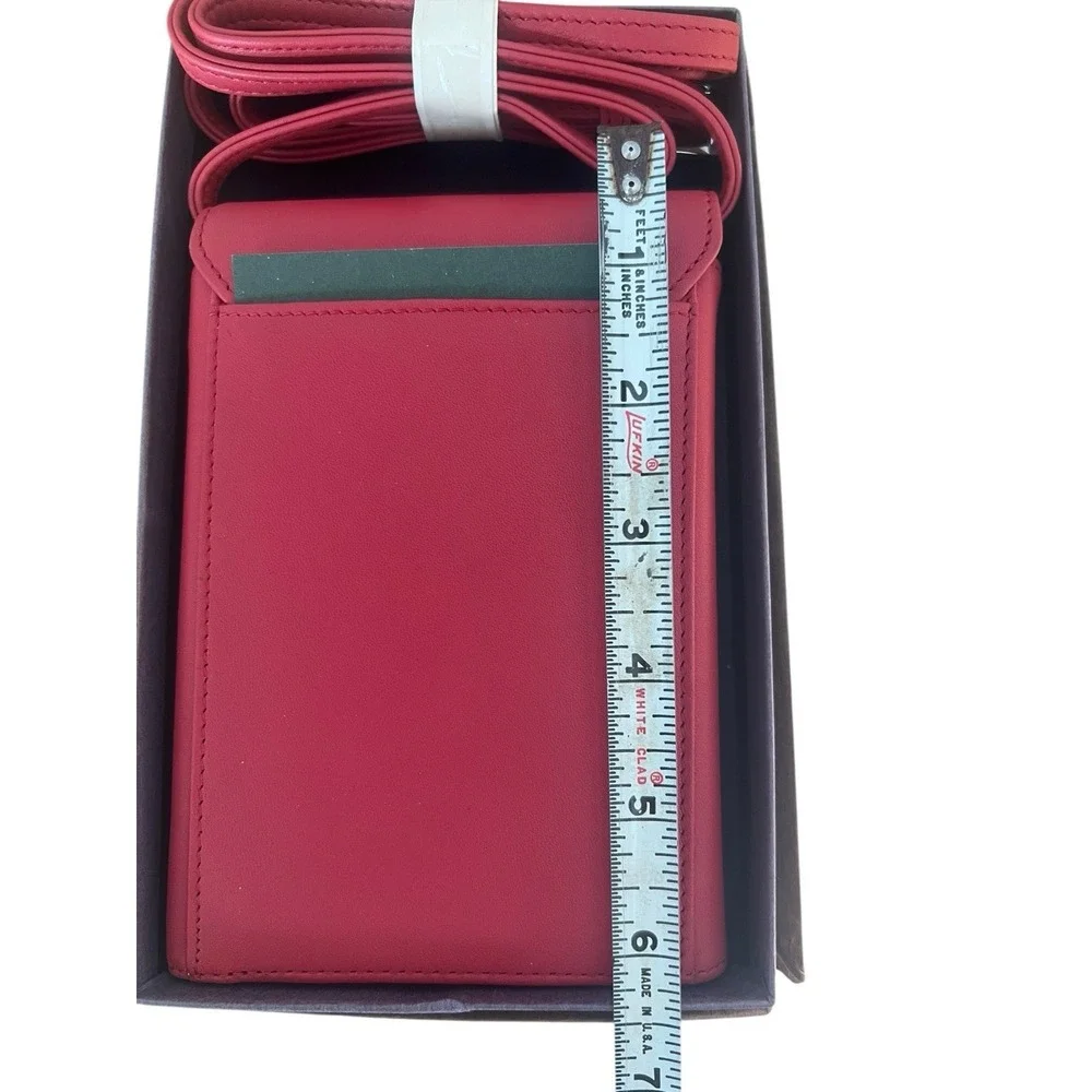 Royce Red Leather Crossbody Passport Travel Wallet With Adjustable Strap‎ NIB